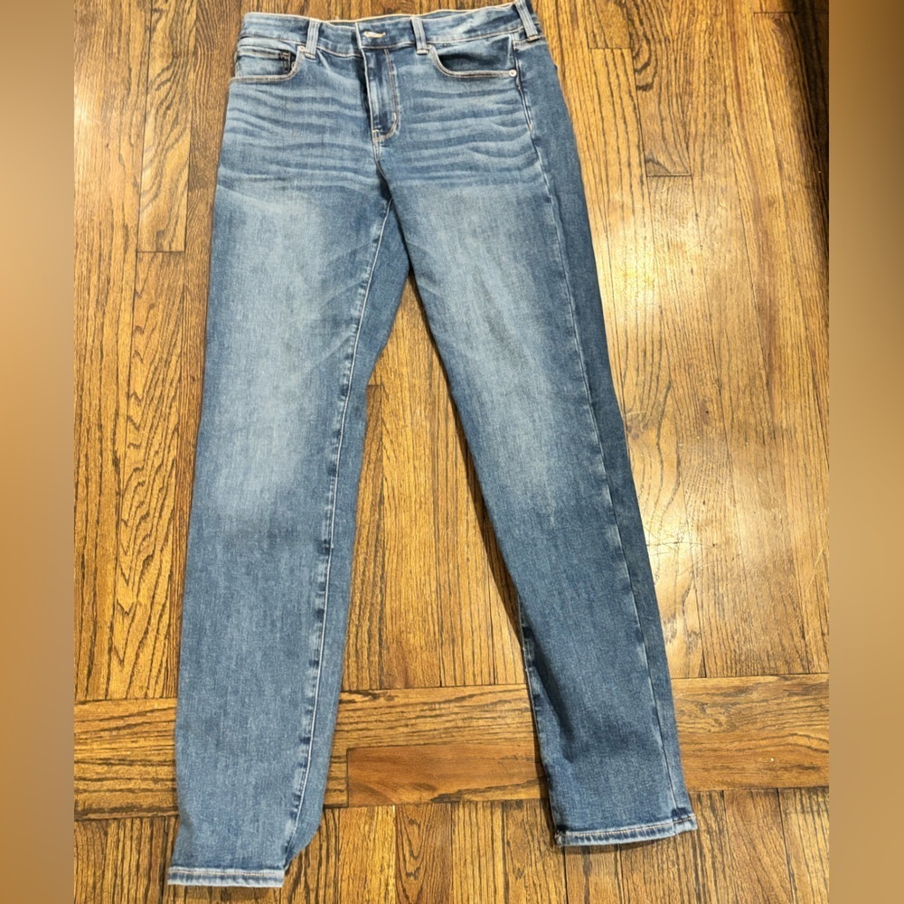 American Eagle Outfitters Light Blue skinny Jeans- 8 long